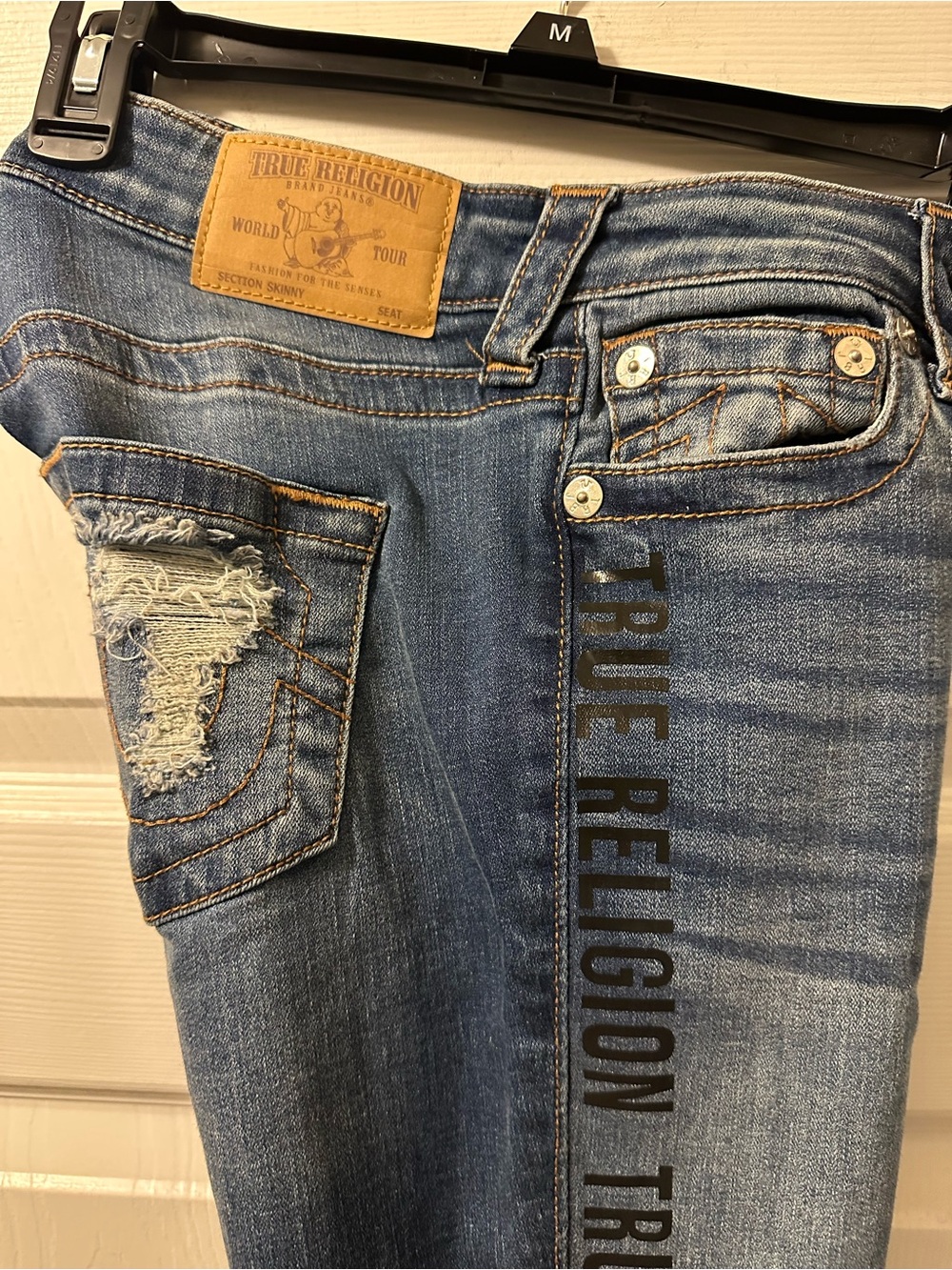 Womens True Religion Distressed Skinny Jeans with Branded Side Lettering Size 25